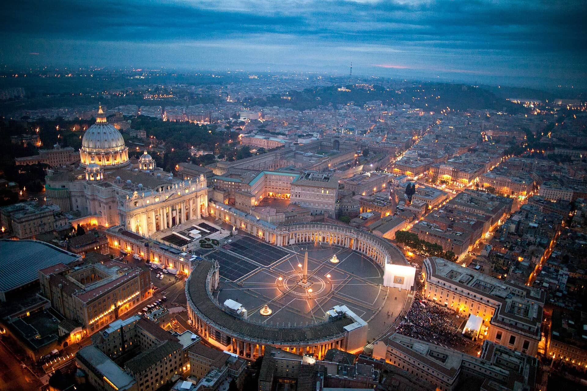 Vista aérea do Vaticano, a menor capital-país do mundo