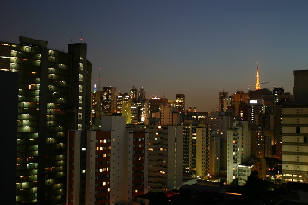 Skyline de São Paulo, cidade situada no Planalto Atlântico